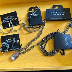 Lot of 5 pieces of New Simply Vera Jewelry